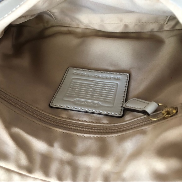 Coach Hampton Small handbag J0793-11542 - Picture 10 of 14